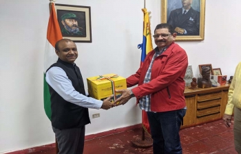 Presentation of the book set on Bharat Ek Parichay Sharing India with the World at the Universidad Nacional Experimental Romulo Gallegos (UNERG)